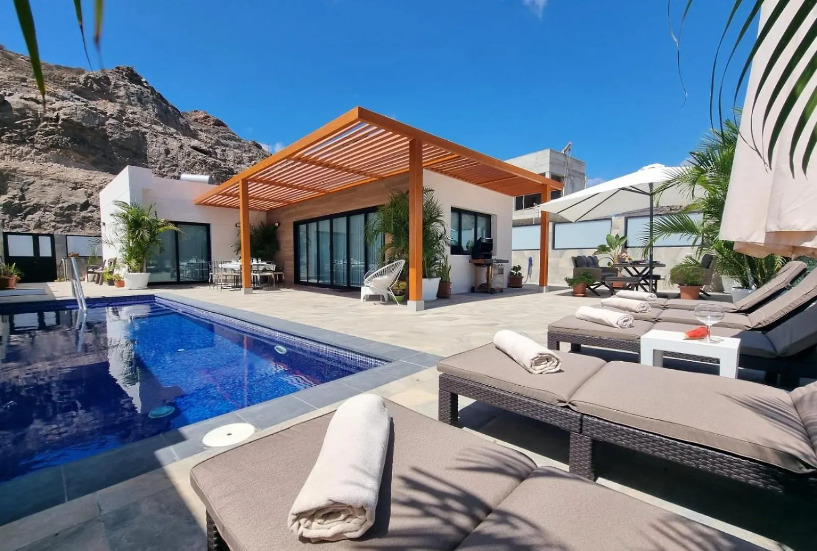Villa De Lujo Con Piscina Climatizada Mogán