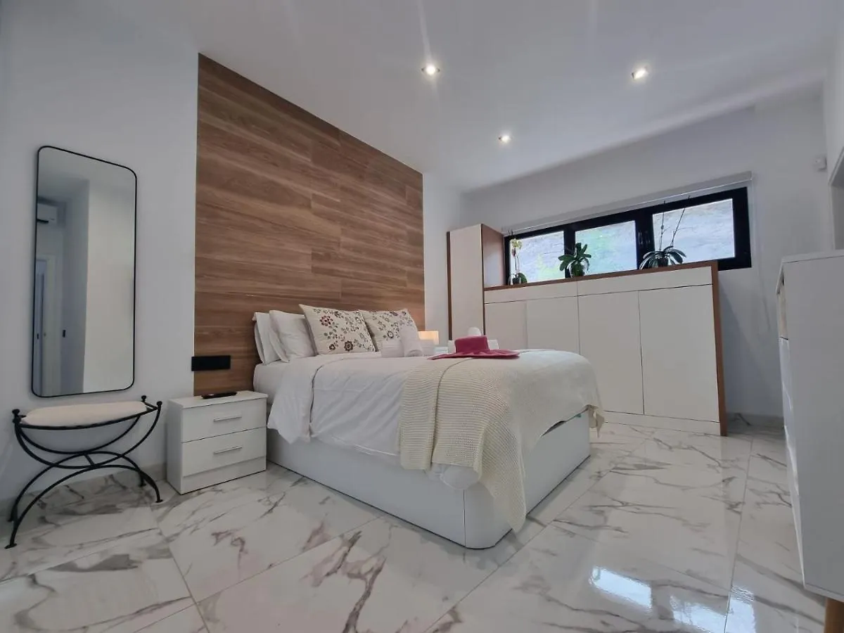 Villa De Lujo Con Piscina Climatizada Mogan